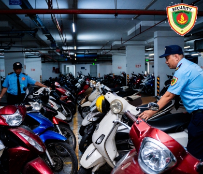 Tuần tra an ninh bãi xe